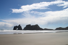 wharaikibeach.JPG
